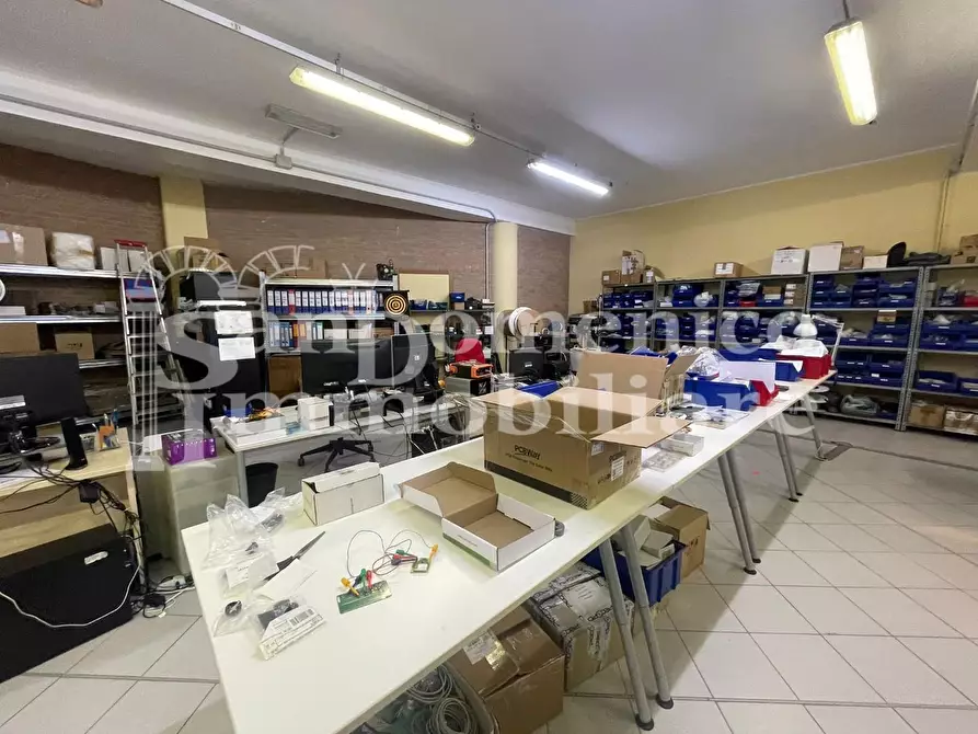 Immagine 7 di Ufficio in affitto  a Pisa