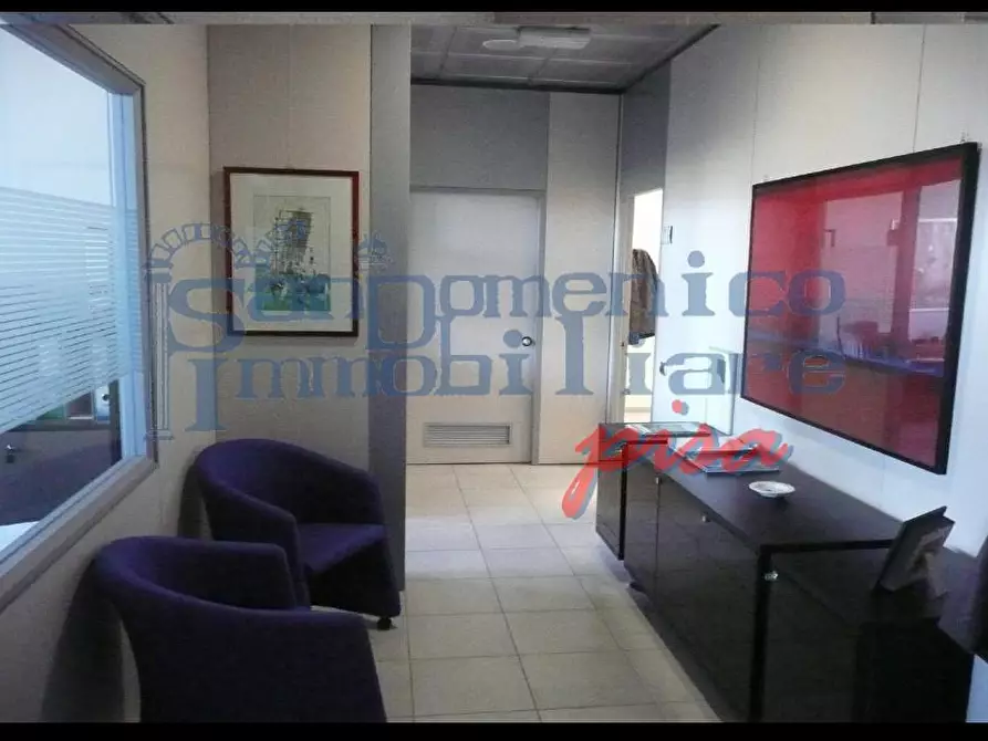 Immagine 4 di Ufficio in vendita  a Pisa