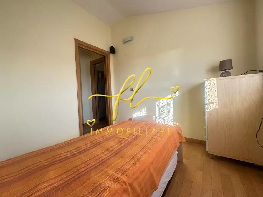 Immagine 25 di Villa in vendita  a Livorno