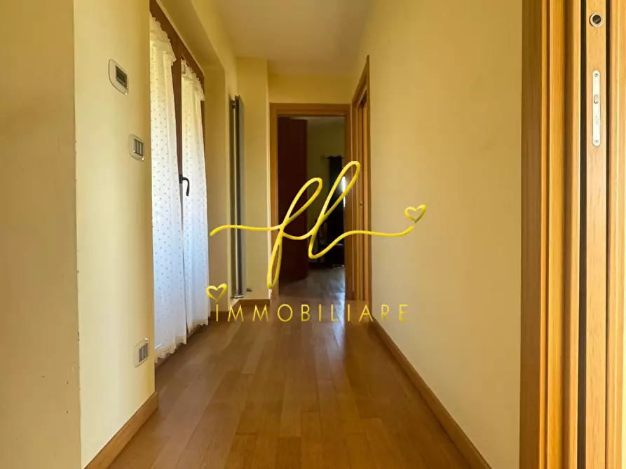 Immagine 22 di Villa in vendita  a Livorno