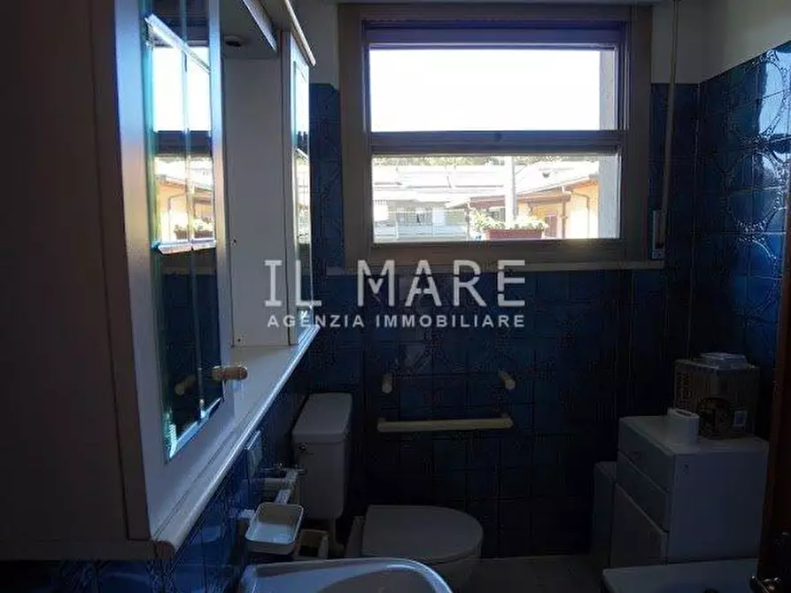 Immagine 24 di Appartamento in vendita  a Massa