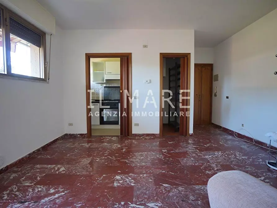 Immagine 8 di Appartamento in vendita  a Massa
