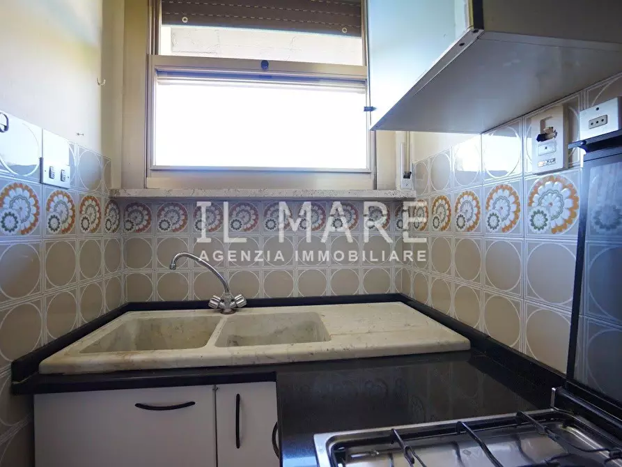 Immagine 17 di Appartamento in vendita  a Massa