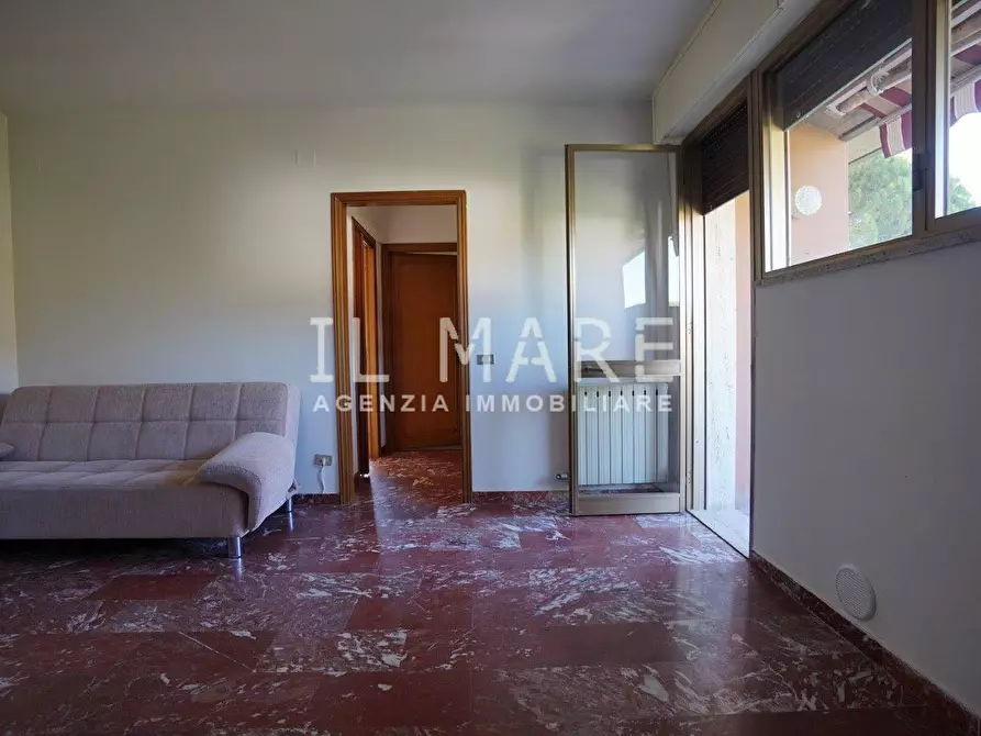 Immagine 18 di Appartamento in vendita  a Massa