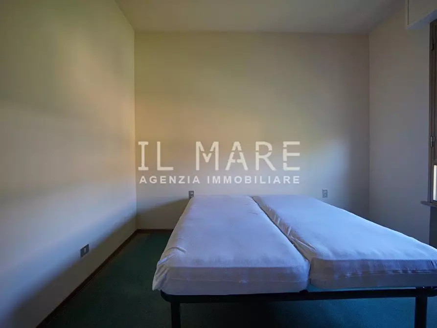 Immagine 5 di Appartamento in vendita  a Massa