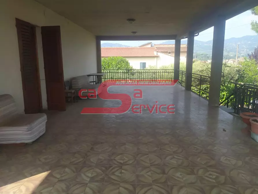 Immagine 12 di Villa in vendita  a Lamporecchio