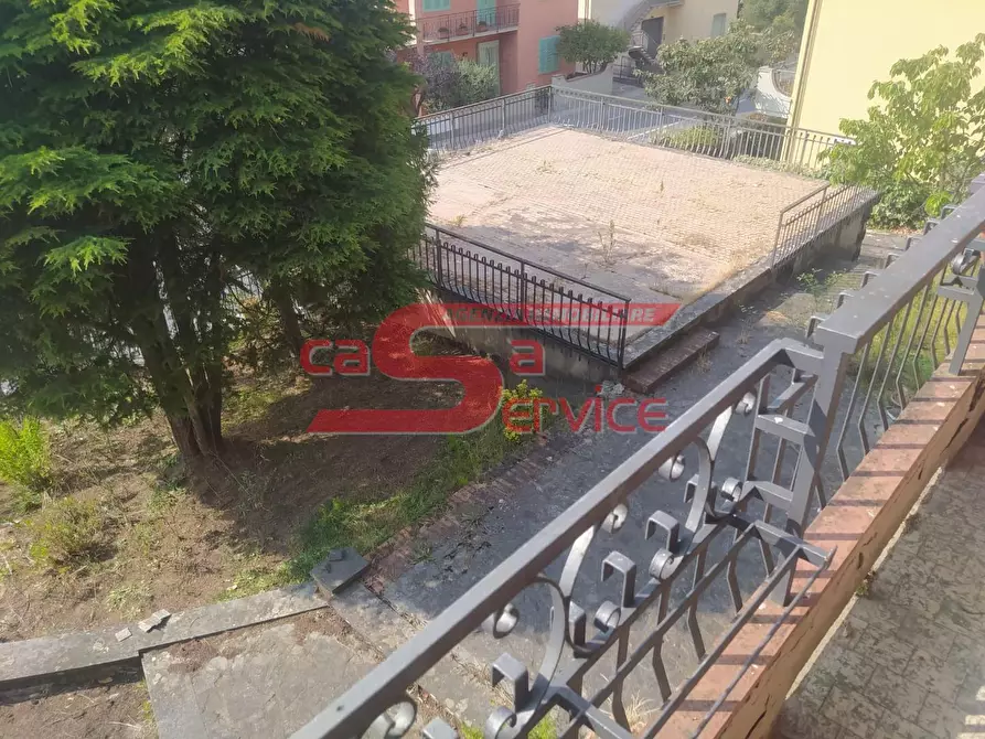 Immagine 4 di Villa in vendita  a Lamporecchio