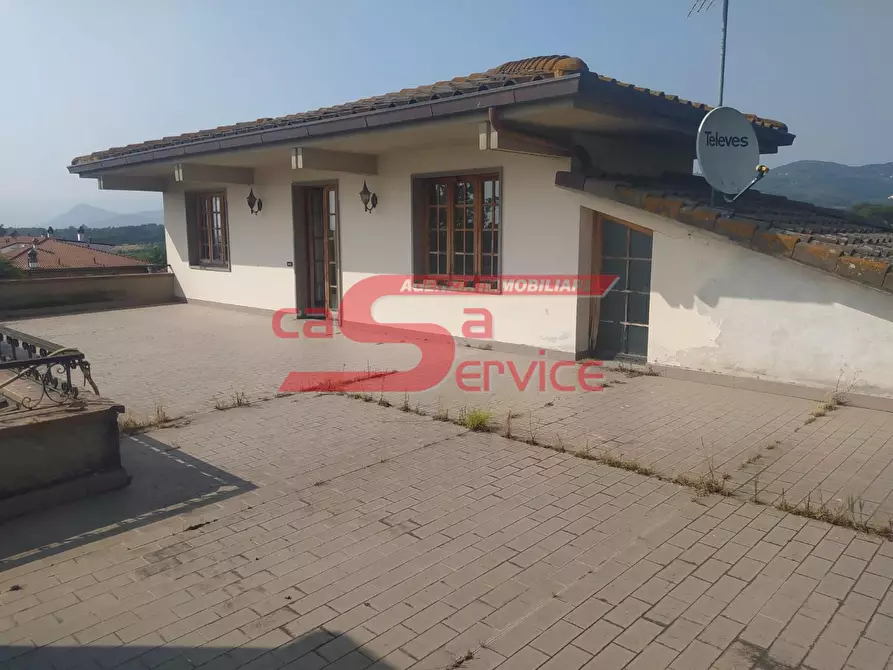 Immagine 20 di Villa in vendita  a Lamporecchio