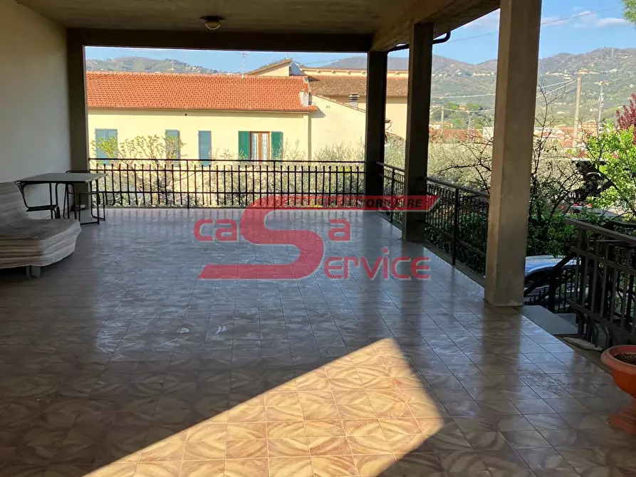 Immagine 11 di Villa in vendita  a Lamporecchio