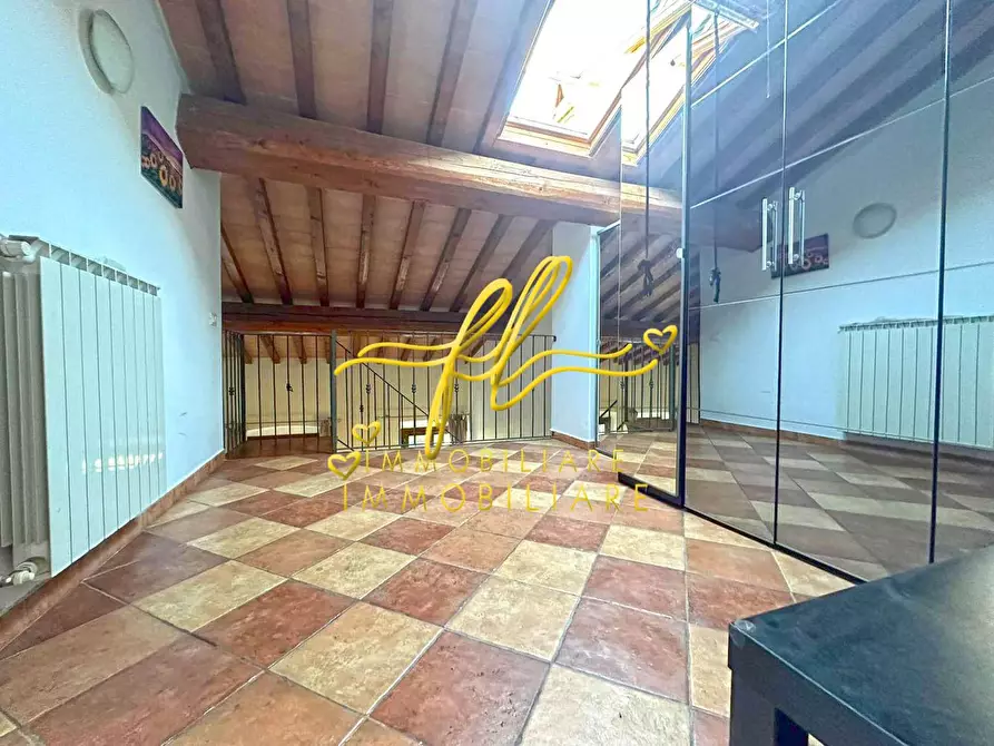 Immagine 9 di Appartamento in vendita  a Cecina