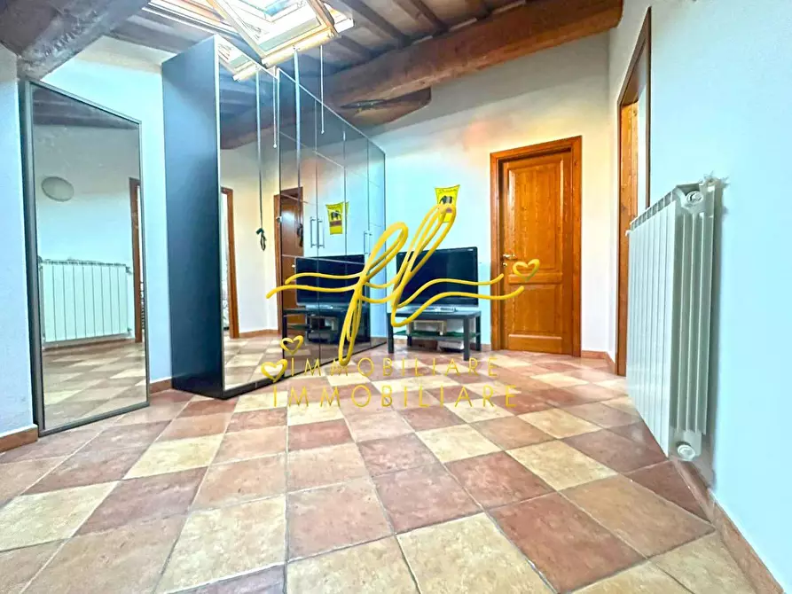 Immagine 10 di Appartamento in vendita  a Cecina