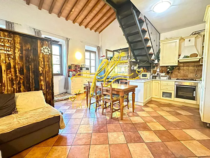 Immagine 6 di Appartamento in vendita  a Cecina