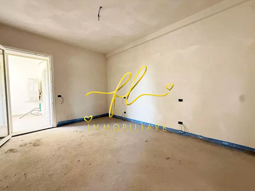 Immagine 8 di Appartamento in vendita  a Cecina