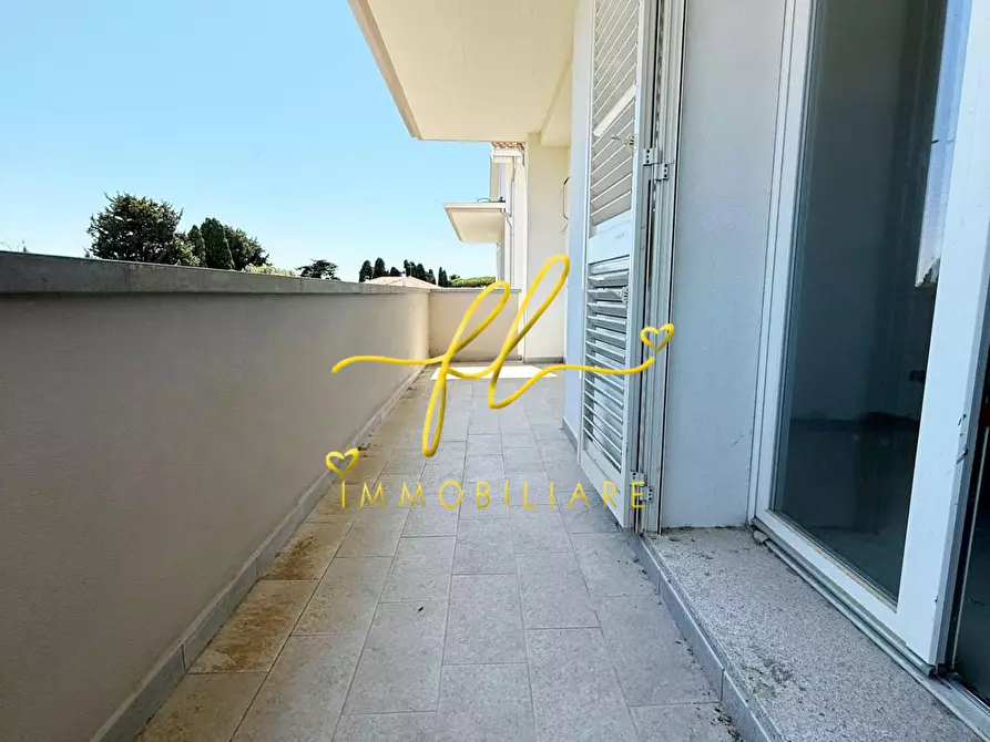 Immagine 11 di Appartamento in vendita  a Cecina