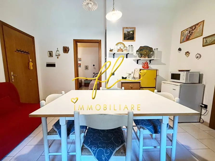 Immagine 2 di Appartamento in vendita  a Guardistallo