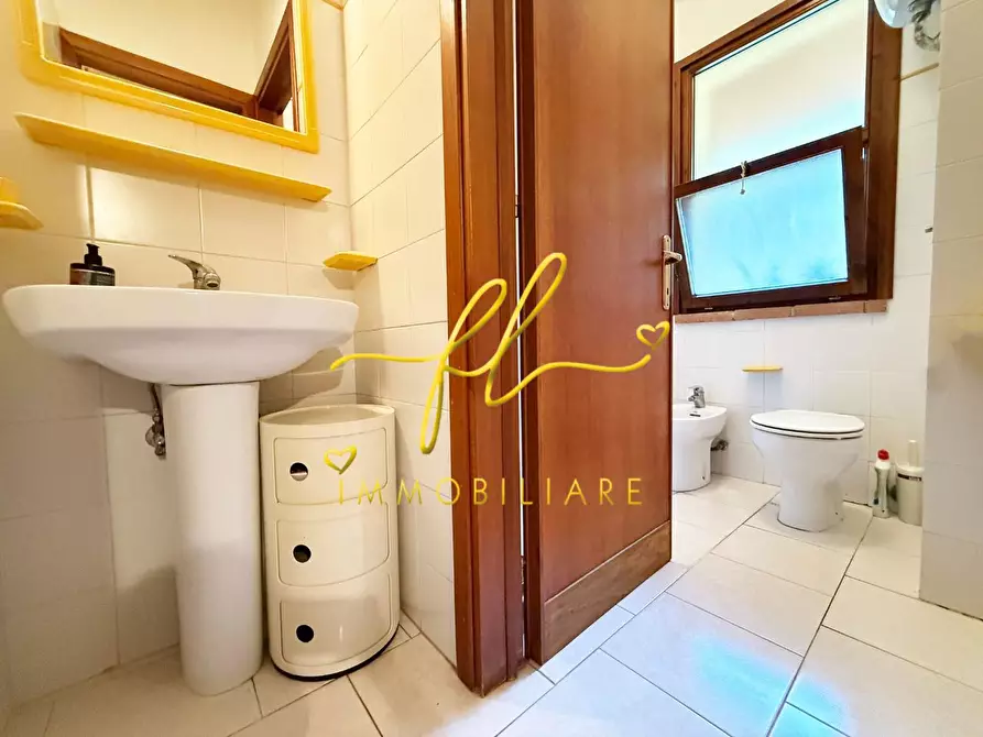 Immagine 12 di Appartamento in vendita  a Guardistallo