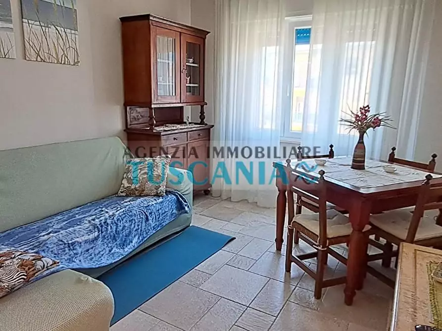 Immagine 1 di Appartamento in vendita  a Cecina