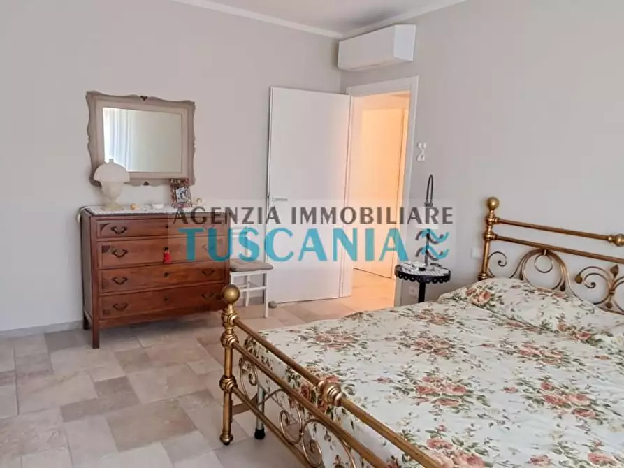 Immagine 10 di Appartamento in vendita  a Cecina