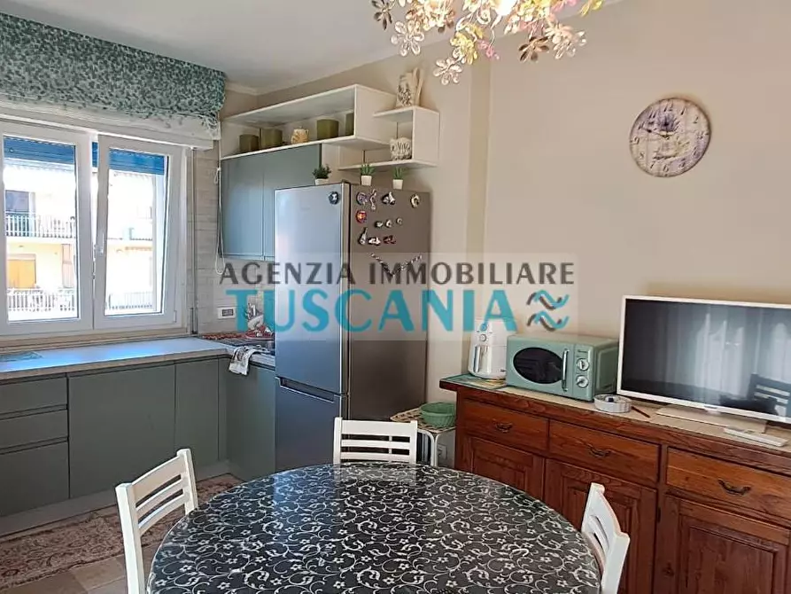 Immagine 5 di Appartamento in vendita  a Cecina