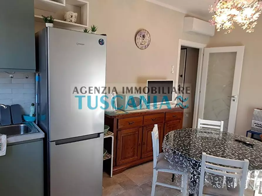 Immagine 3 di Appartamento in vendita  a Cecina