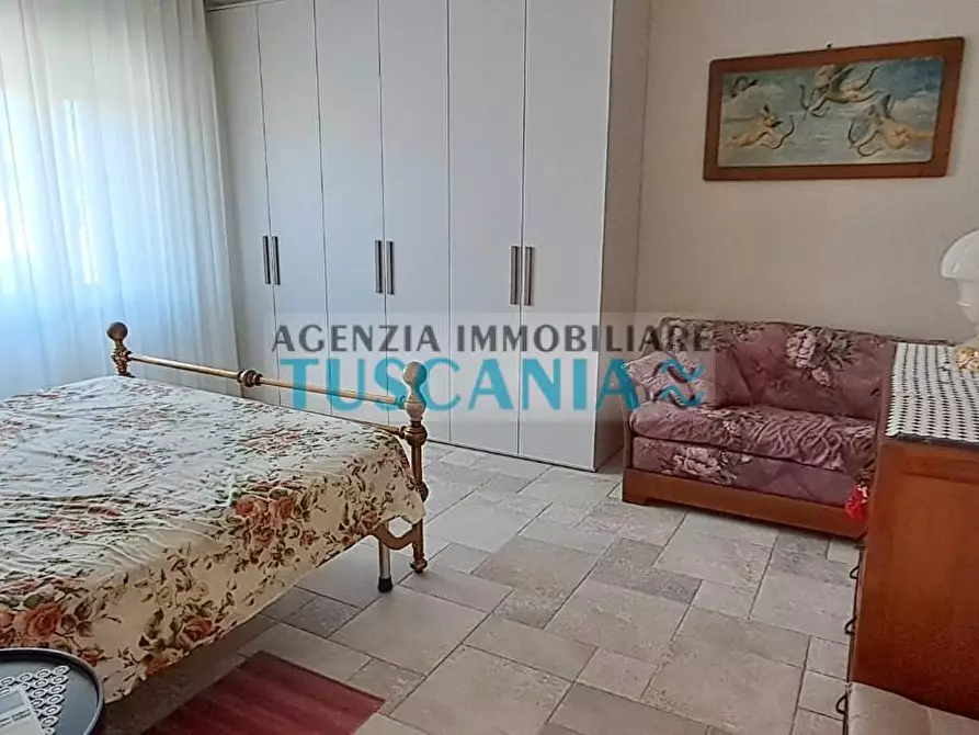 Immagine 9 di Appartamento in vendita  a Cecina