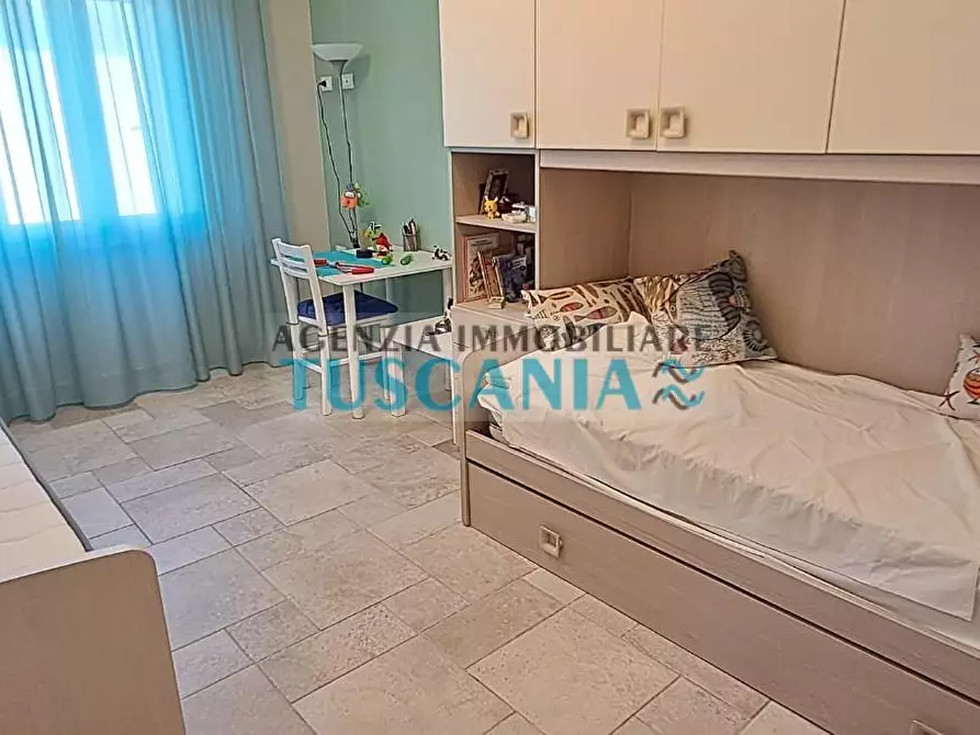 Immagine 12 di Appartamento in vendita  a Cecina