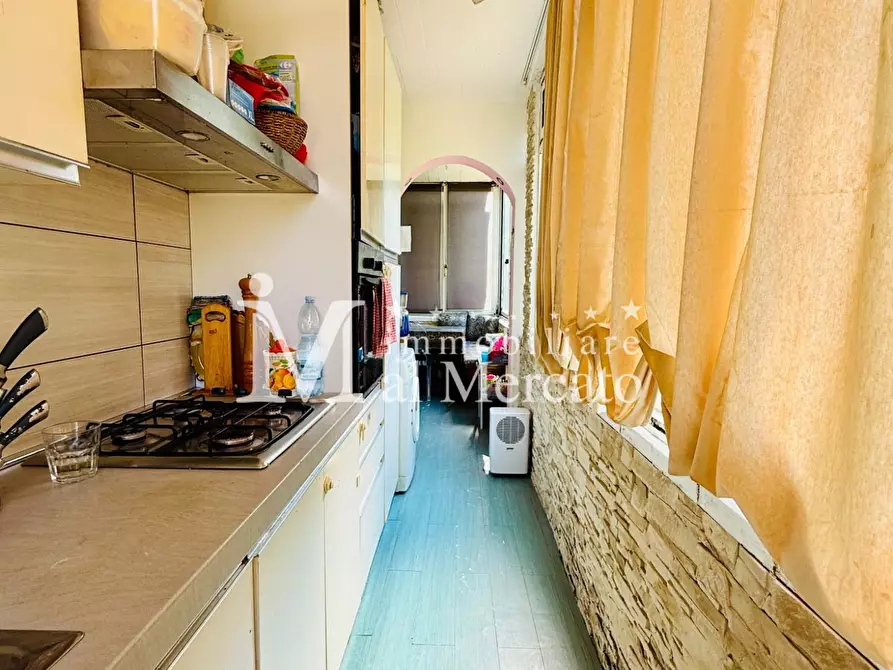 Immagine 12 di Appartamento in vendita  a Viareggio