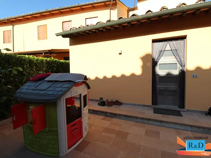 Immagine 19 di Appartamento in vendita  a Poggibonsi