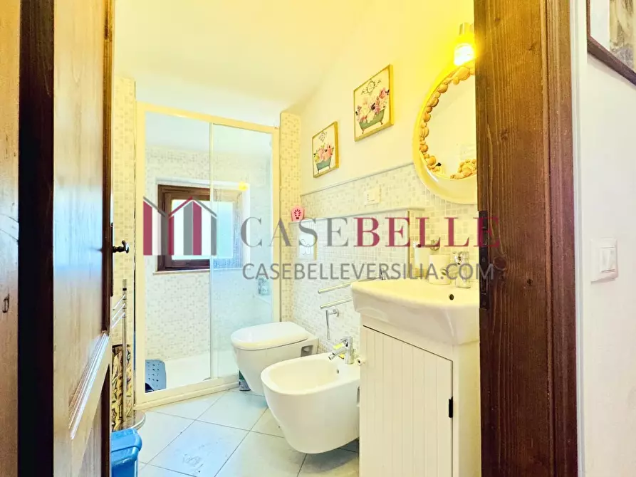 Immagine 30 di Casa bifamiliare in vendita  a Pietrasanta