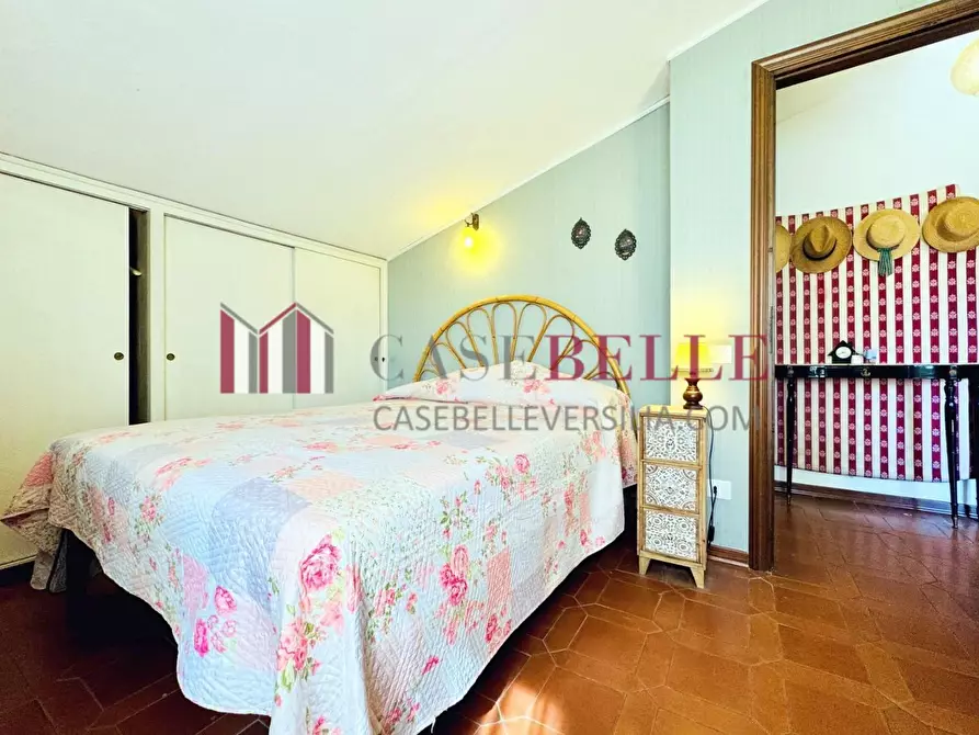 Immagine 23 di Casa bifamiliare in vendita  a Pietrasanta