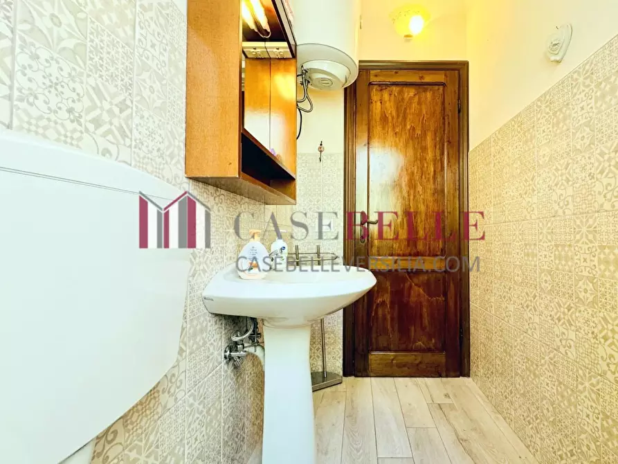 Immagine 17 di Casa bifamiliare in vendita  a Pietrasanta