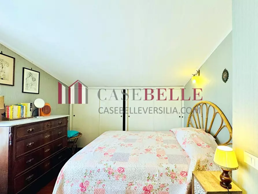 Immagine 22 di Casa bifamiliare in vendita  a Pietrasanta