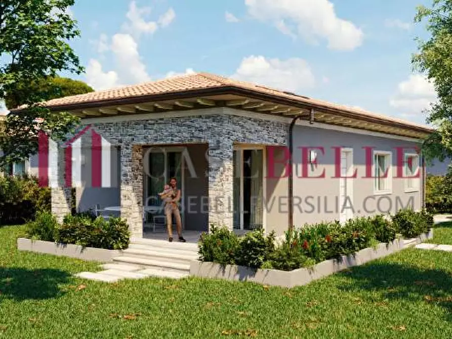 Immagine 1 di Casa indipendente in vendita  a Pietrasanta