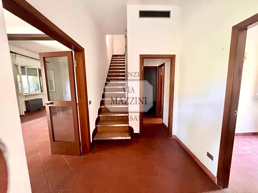 Immagine 12 di Casa bifamiliare in vendita  a Pietrasanta