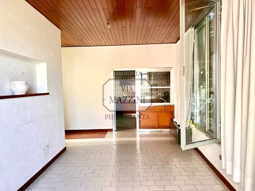 Immagine 3 di Casa bifamiliare in vendita  a Pietrasanta