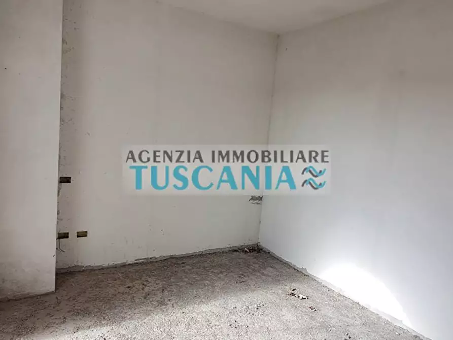 Immagine 24 di Villa in vendita  a Montignoso