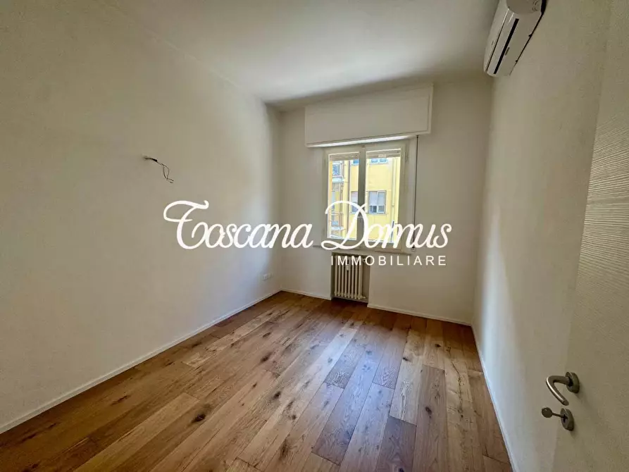 Immagine 18 di Appartamento in vendita  a Siena