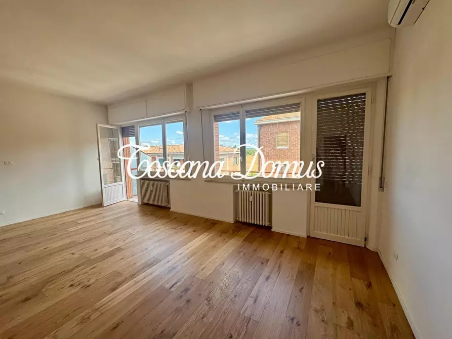 Immagine 3 di Appartamento in vendita  a Siena