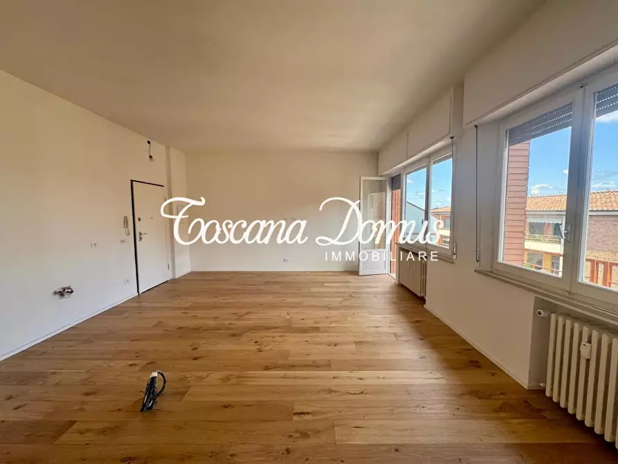 Immagine 5 di Appartamento in vendita  a Siena