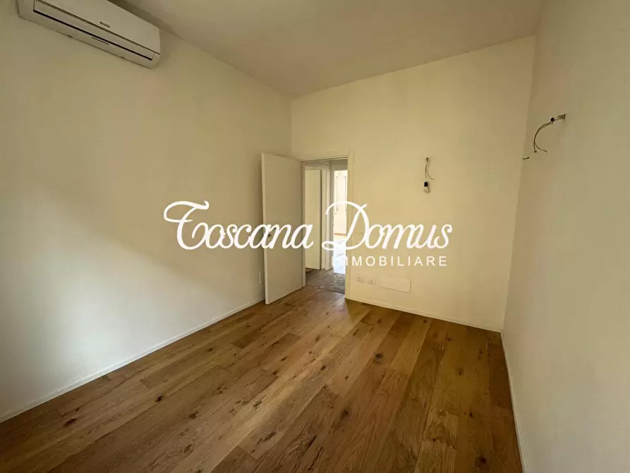 Immagine 26 di Appartamento in vendita  a Siena