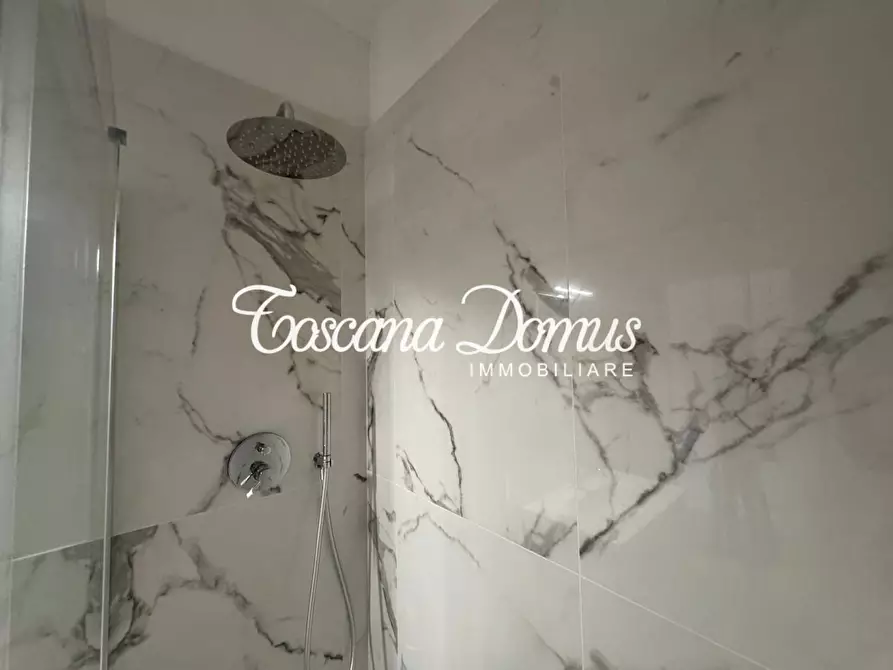 Immagine 13 di Appartamento in vendita  a Siena