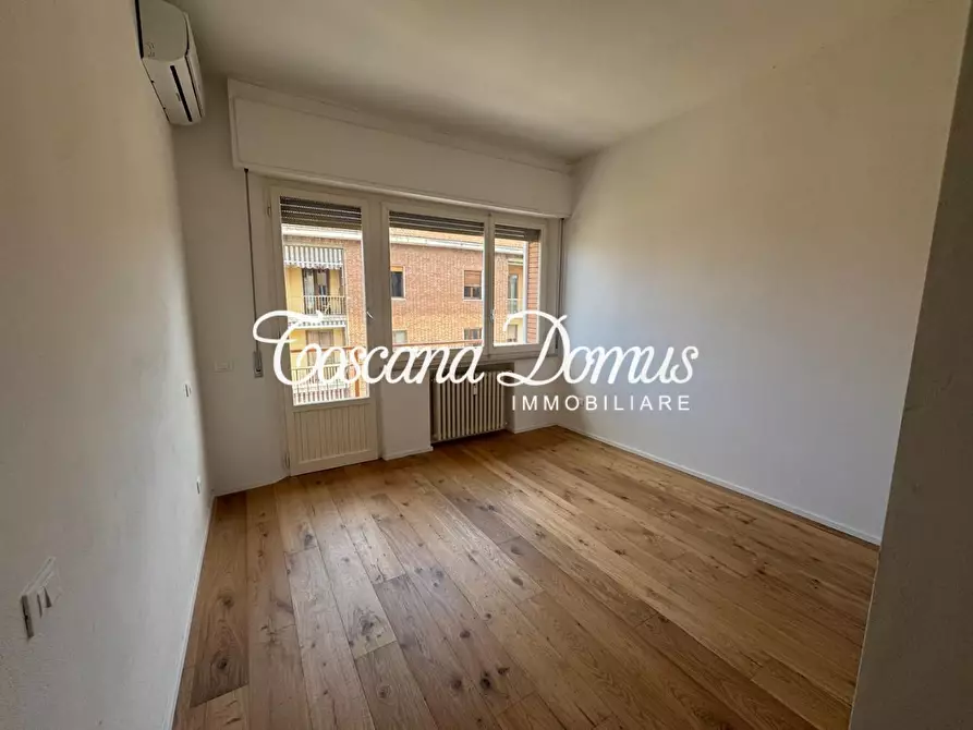 Immagine 15 di Appartamento in vendita  a Siena