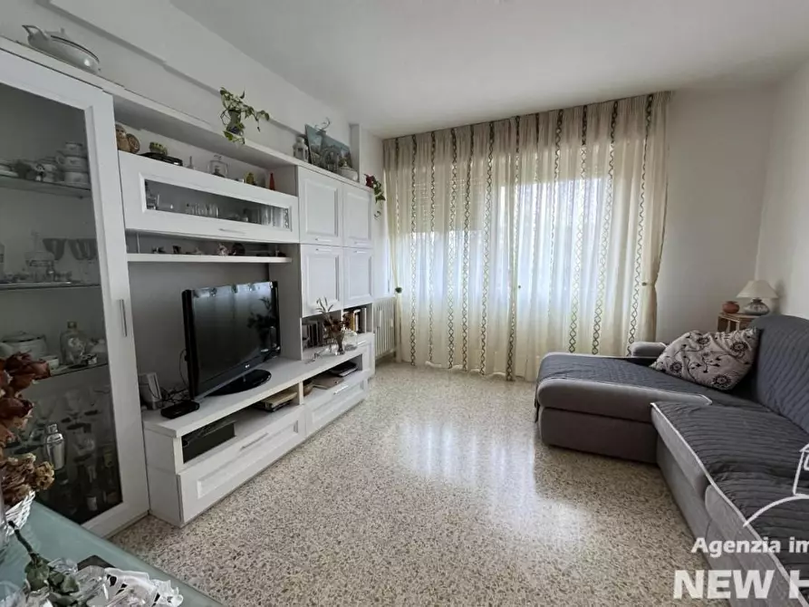 Immagine 2 di Appartamento in vendita  a Pisa