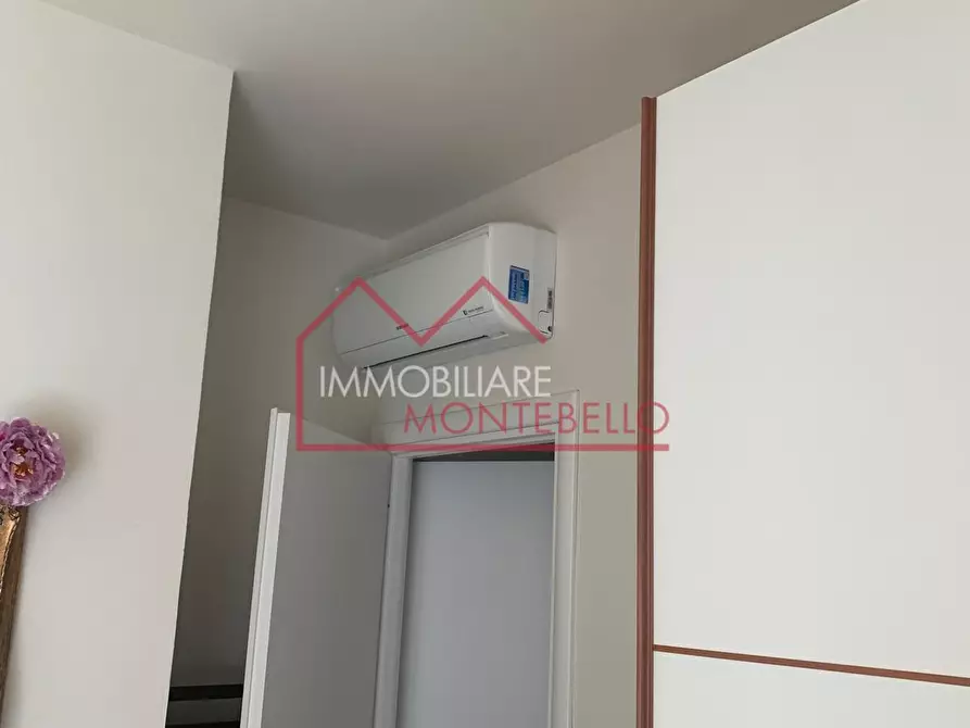 Immagine 14 di Appartamento in vendita  a Camaiore