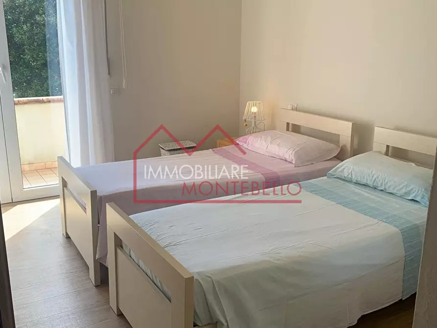 Immagine 9 di Appartamento in vendita  a Camaiore