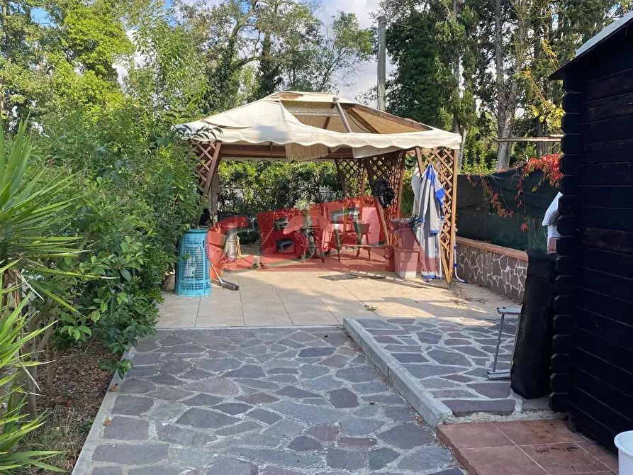 Immagine 40 di Terratetto in vendita  a Livorno