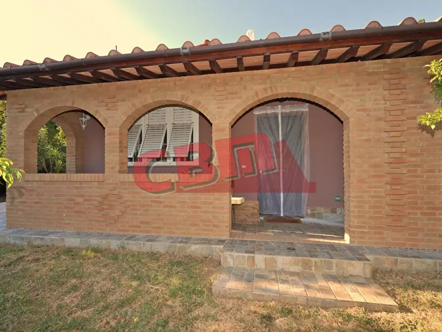 Immagine 4 di Terratetto in vendita  a Livorno