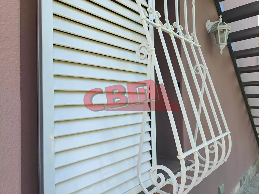 Immagine 35 di Terratetto in vendita  a Livorno