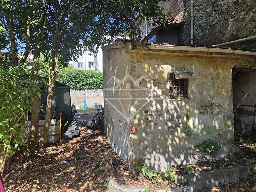 Immagine 5 di Casa semindipendente in vendita  a Carrara