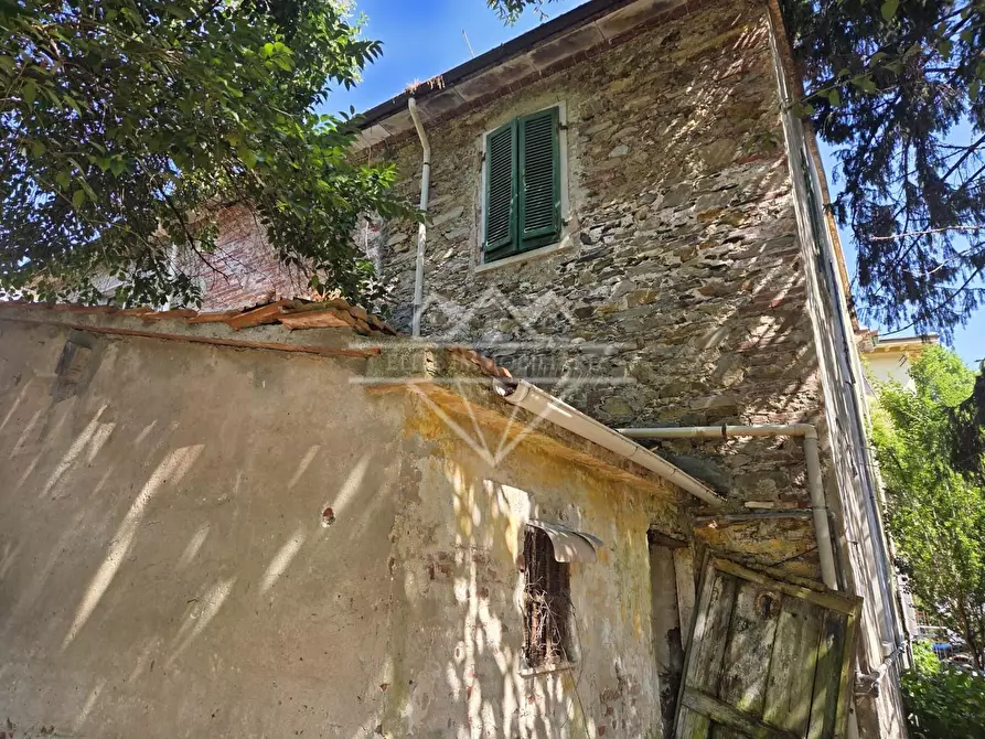 Immagine 4 di Casa semindipendente in vendita  a Carrara
